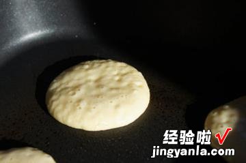 煎薄圆饼Pikelets