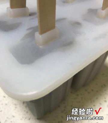 DIY网红【椰子灰】冰淇淋雪糕