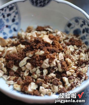 红糖豆沙核桃包子