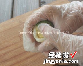 抹茶绿豆冰皮月饼