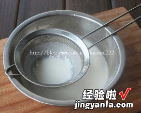 抹茶绿豆冰皮月饼