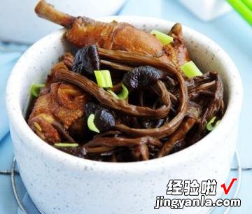 茶树菇炖鸡