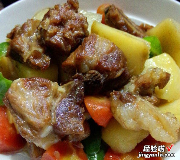 土豆萝卜炖排骨