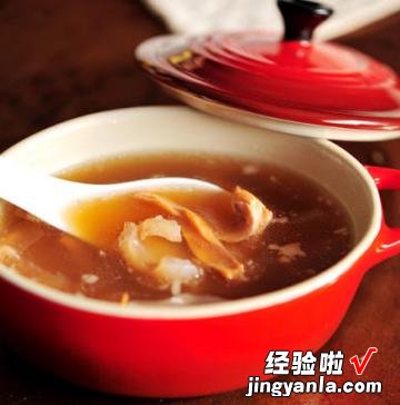 月牙骨墨鱼汤