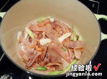 鱿鱼螺肉蒜汤