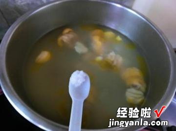 剥皮辣椒鸡汤