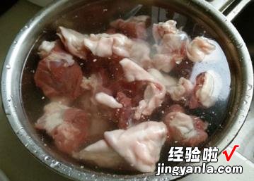 萝卜红枣炖羊肉