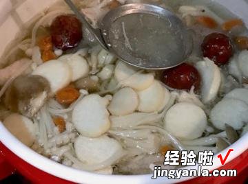 补充膳食纤维及蛋白质 清爽温补鲜菇汤