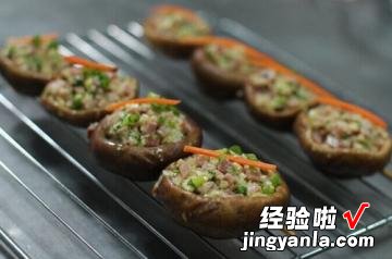 焗培根香菇串