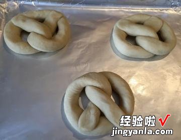 德国纽结饼