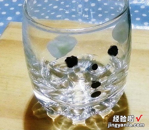 圣诞草莓杯