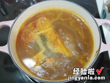 泰式酸辣海鲜汤