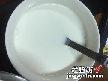 免烤的彩虹乳酪蛋糕