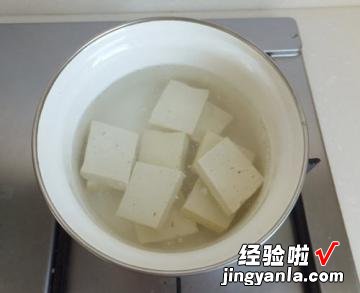 青萝卜白菜豆腐汤