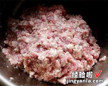 酱烧猪肉豆皮卷