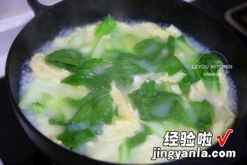 小白菜豆腐鸡蛋汤