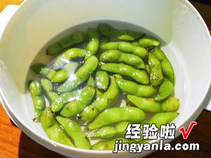 奶油玉米毛豆手捏饭团