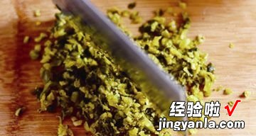 咸酸菜剁猪肉